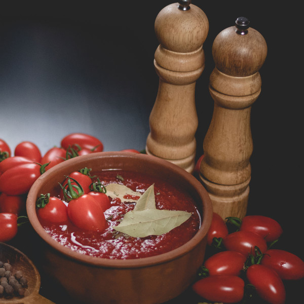 Pella’s Delicacies Σάλτσα Ντομάτας Πικάντικη 360gr